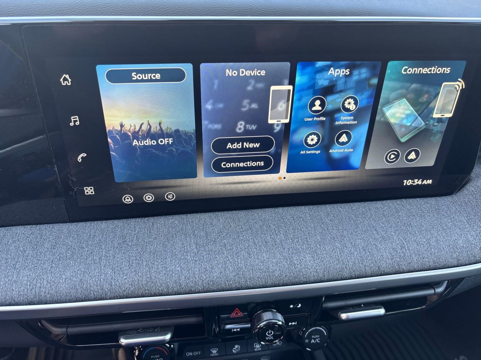 2026 Nissan Kicks SV photo 23