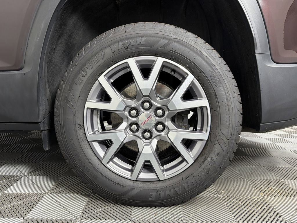 2021 Gmc Acadia SLT photo 17