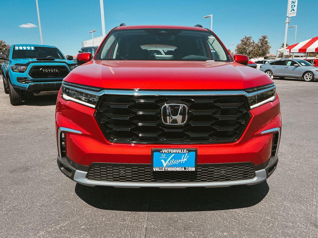 2025 Honda Pilot Touring photo 13