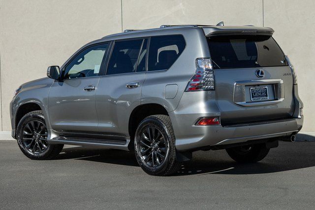 2023 Lexus GX 460 photo 3