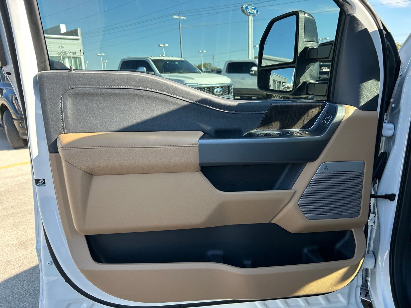 2026 Ford F-250 Lariat photo 22