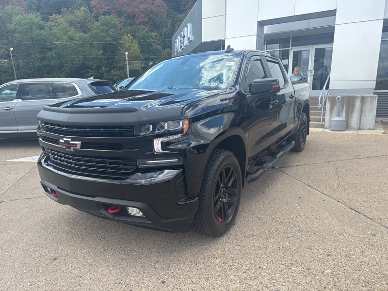 2022 Chevrolet Silverado 1500 RST photo 3
