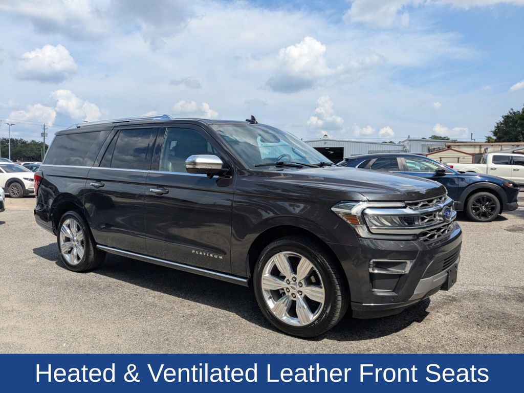 2023 Ford Expedition Platinum MAX photo 2
