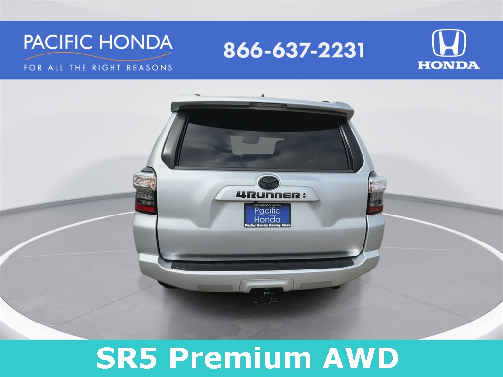 2020 Toyota 4Runner SR5 Premium photo 8