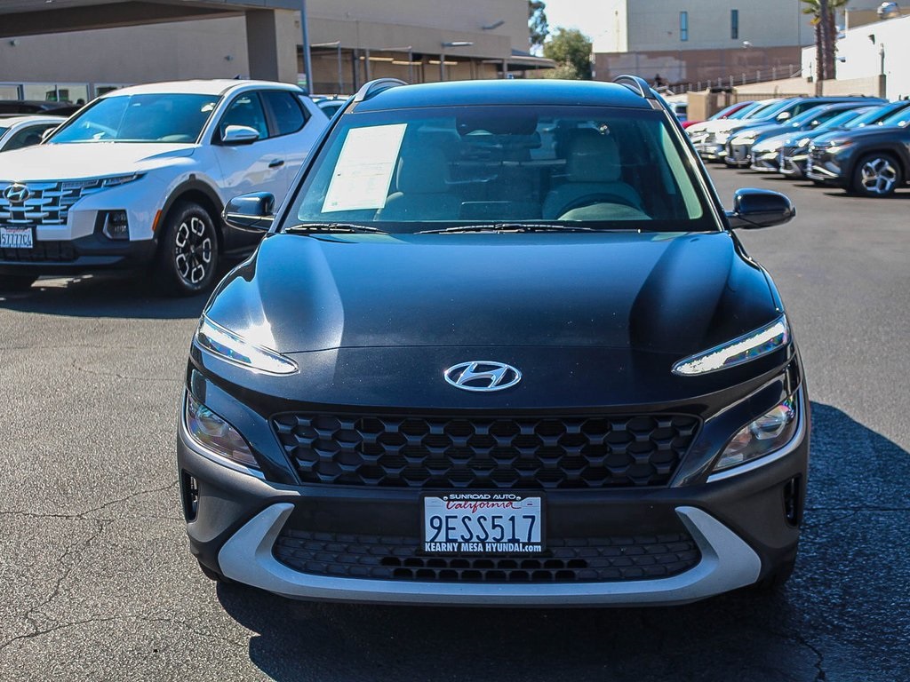 2023 Hyundai Kona SEL photo 2