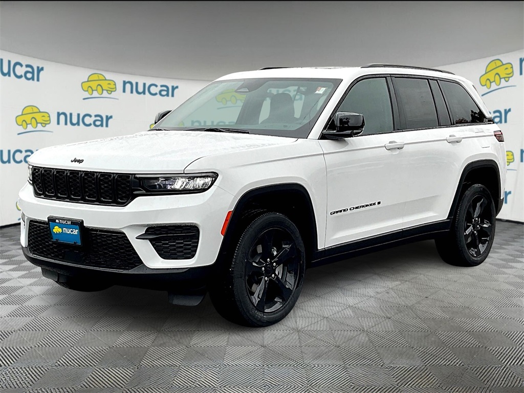 2025 Jeep Grand Cherokee Altitude X photo 3