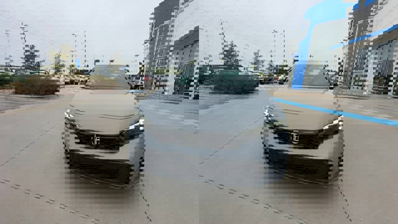 2026 Honda Civic Sport photo 3