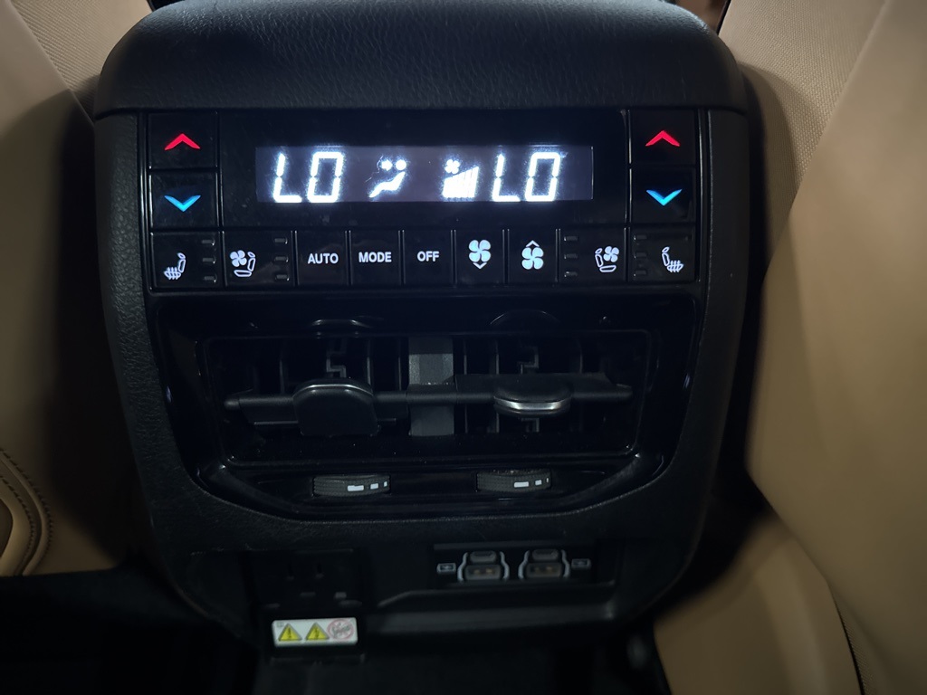 2021 Jeep Grand Cherokee L Summit photo 29