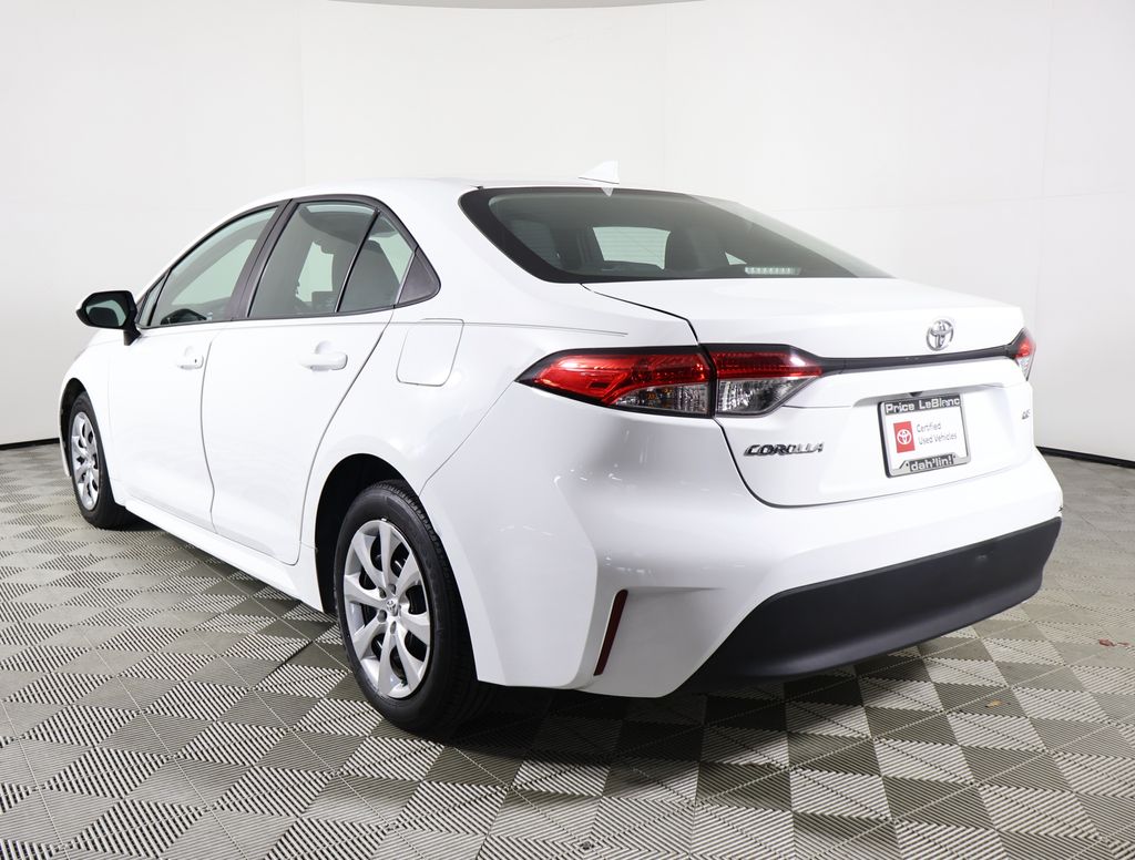 2023 Toyota Corolla LE photo 4