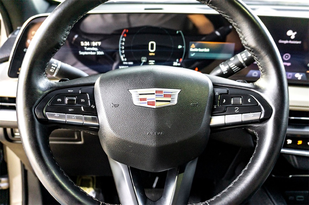 2025 Cadillac XT4 Premium Luxury photo 17
