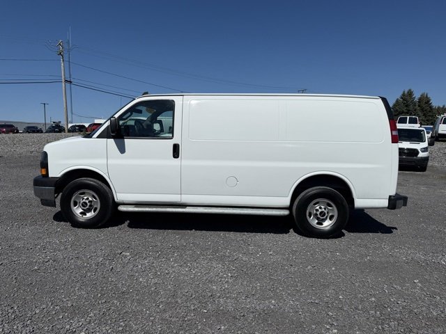 2023 Gmc Savana Cargo 2500 photo 3