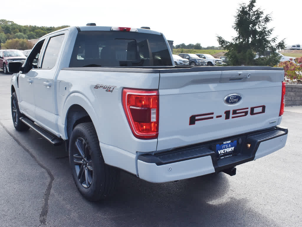 2023 Ford F-150 XLT photo 3