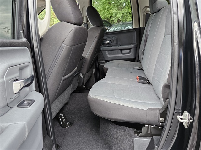 2024 Ram 1500 Classic SLT photo 6
