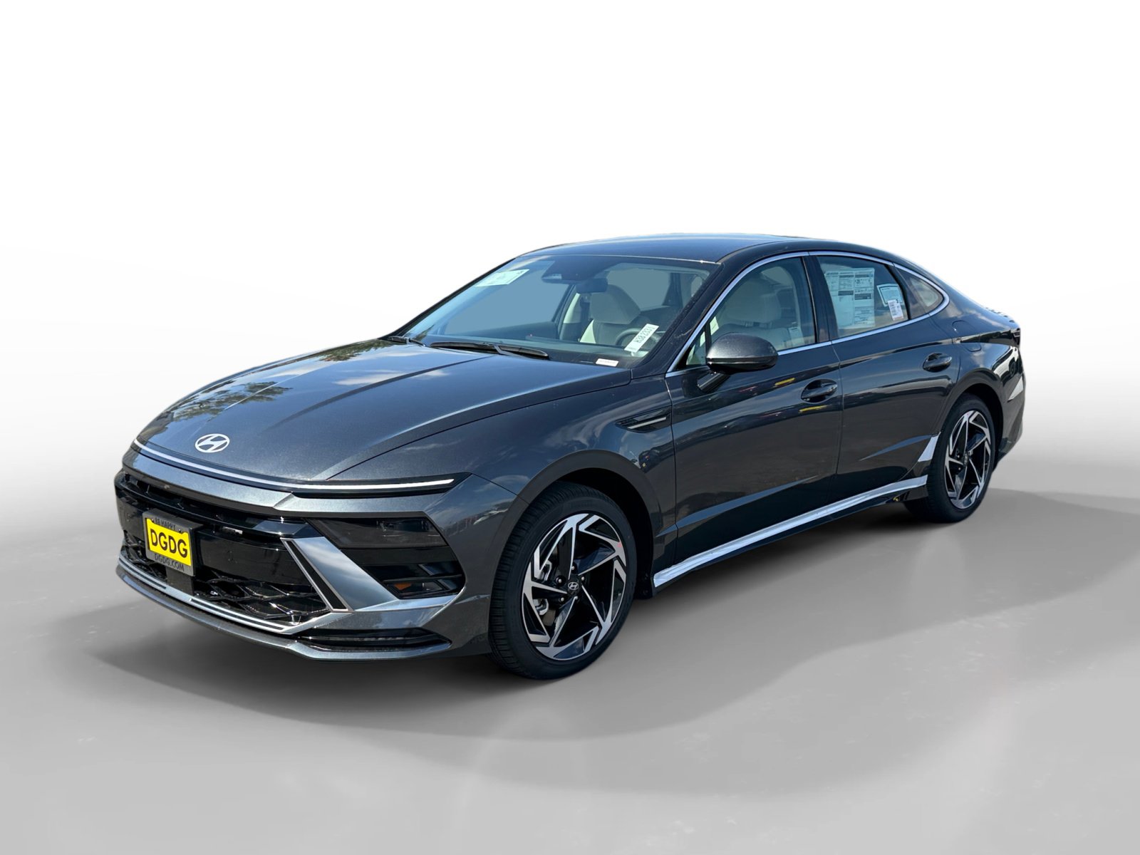 2026 Hyundai Sonata SEL's photo