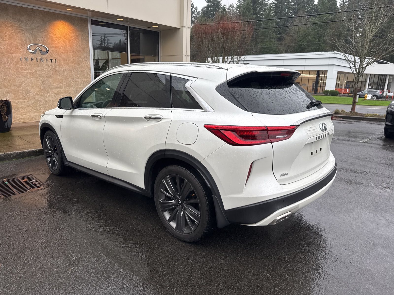 2020 Infiniti QX50 Essential photo 3