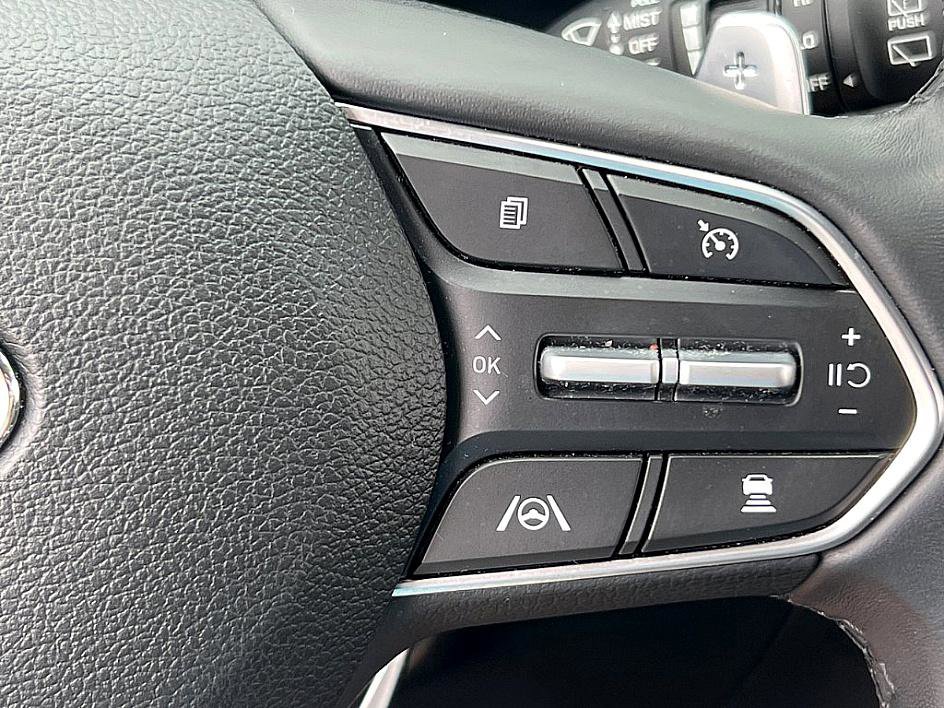 2022 Hyundai Santa Fe SEL photo 13