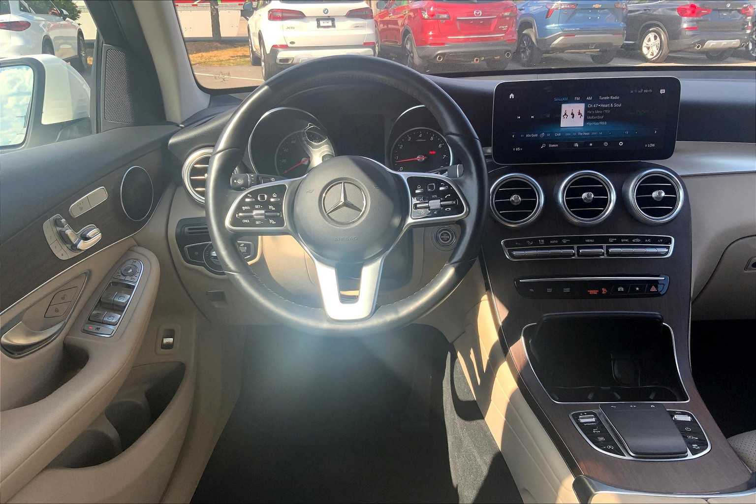 2022 Mercedes Benz GLC 300 4MATIC photo 4