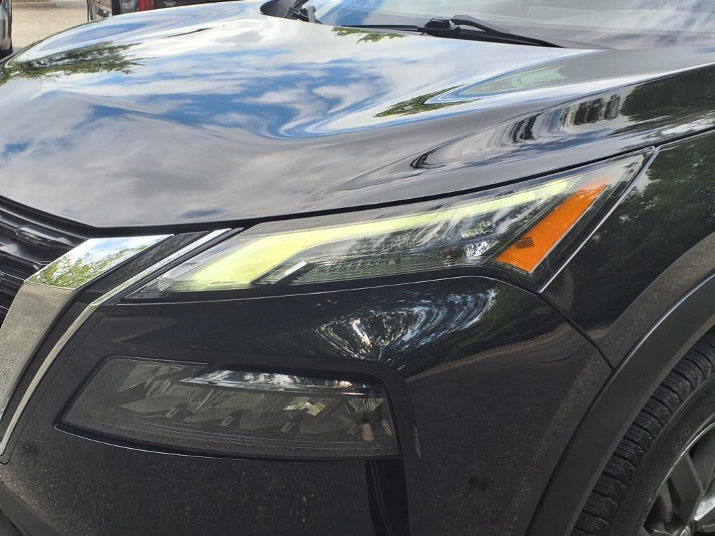 2021 Nissan Rogue S photo 2