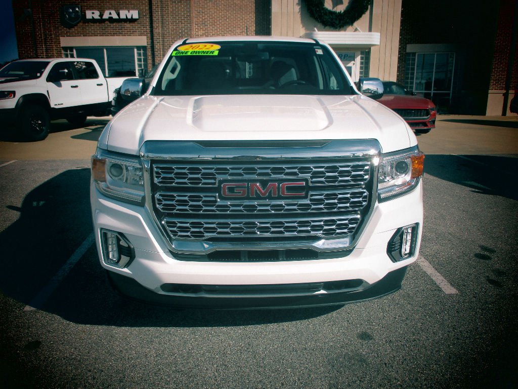 2021 Gmc Canyon Denali photo 2
