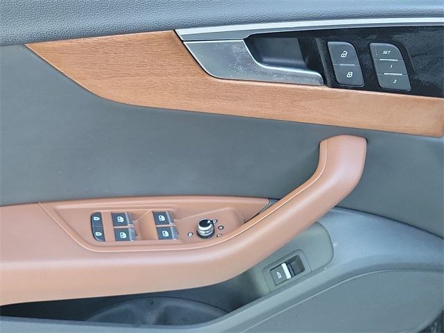 2021 Audi A4 40 Premium Quattro photo 14