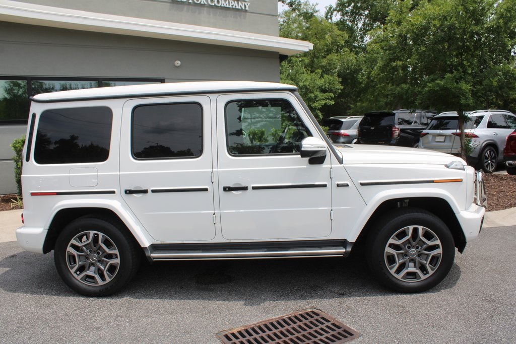 2025 Mercedes Benz G 550 photo 3