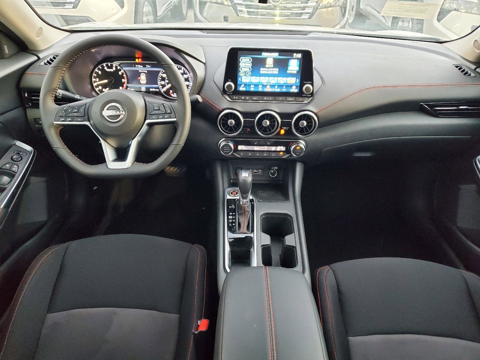 2025 Nissan Sentra SR photo 4