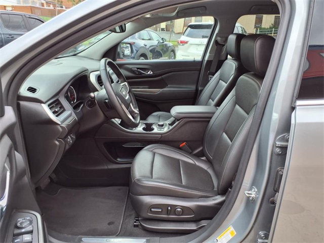 2023 Gmc Acadia SLT photo 10