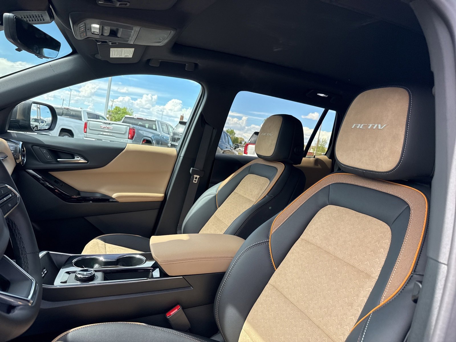 2025 Chevrolet Equinox ACTIV photo 12