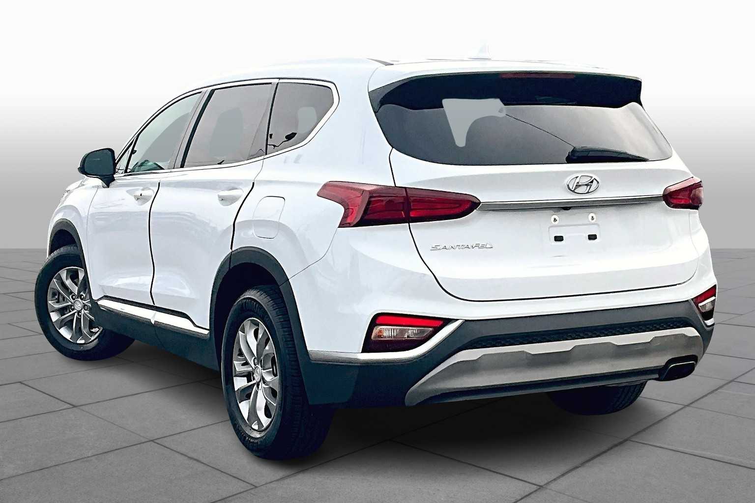 2020 Hyundai Santa Fe SEL photo 8