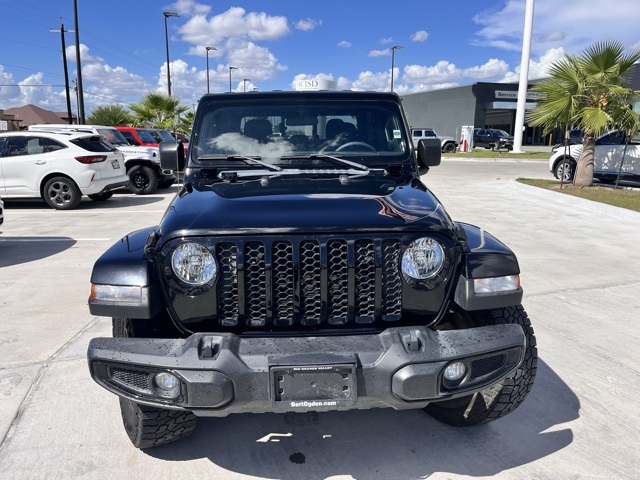 2023 Jeep Gladiator Willys photo 2