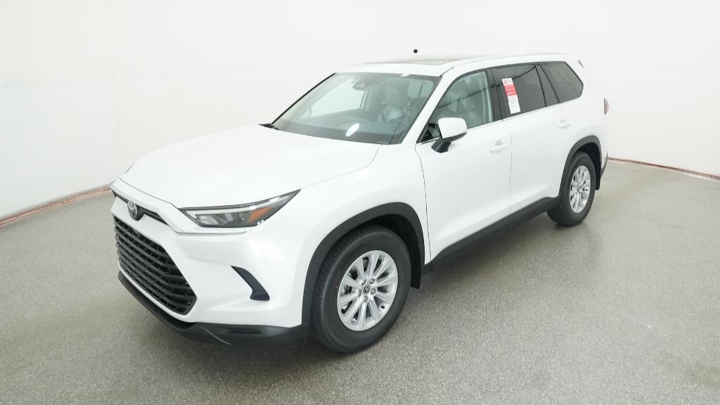 2026 Toyota Grand Highlander XLE's photo