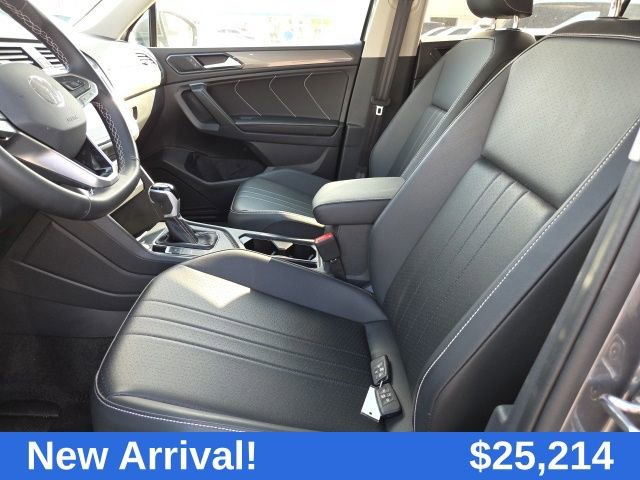 2024 Volkswagen Tiguan SE Wolfsburg Edition photo 12