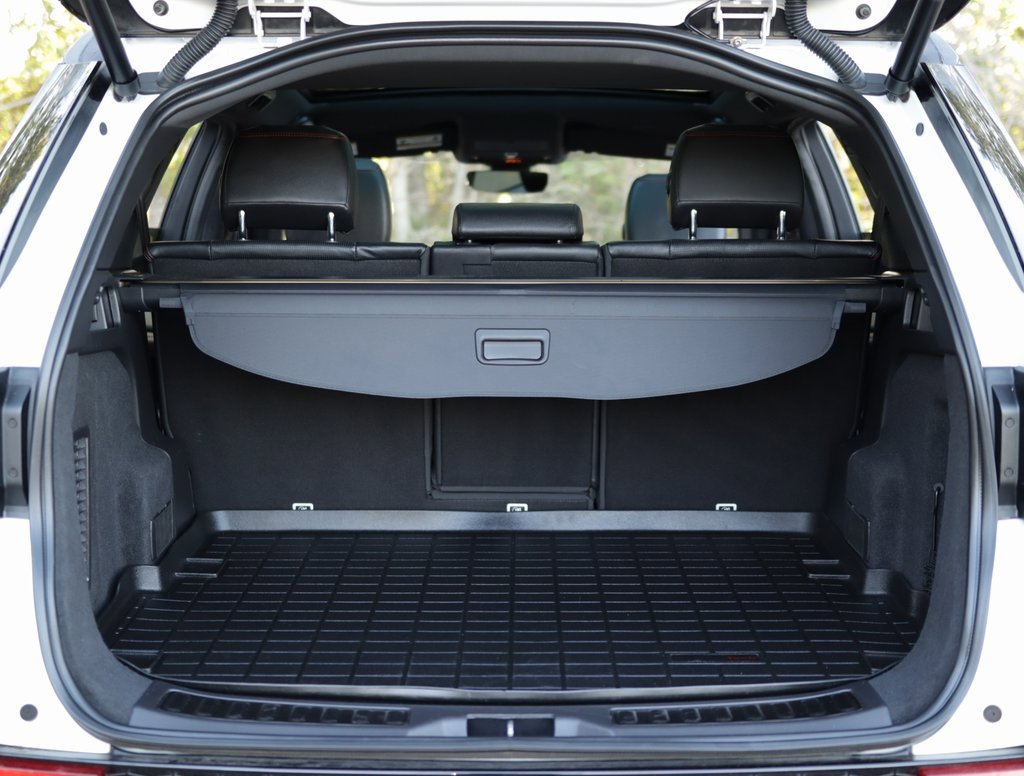 2021 Land Rover Discovery Sport S R-Dynamic photo 26