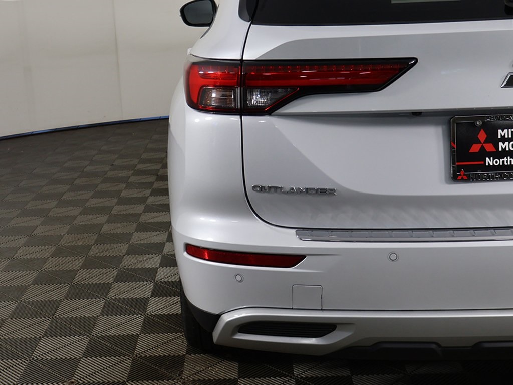 2024 Mitsubishi Outlander SE Ralliart photo 16