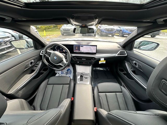 2026 Bmw 330i xDrive photo 3