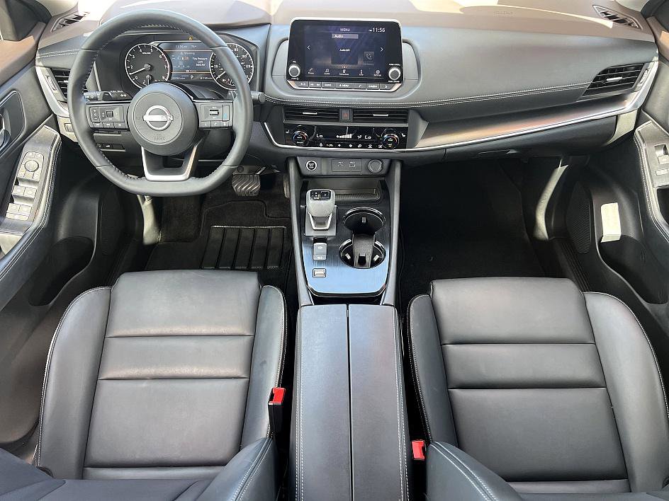2023 Nissan Rogue SV photo 15