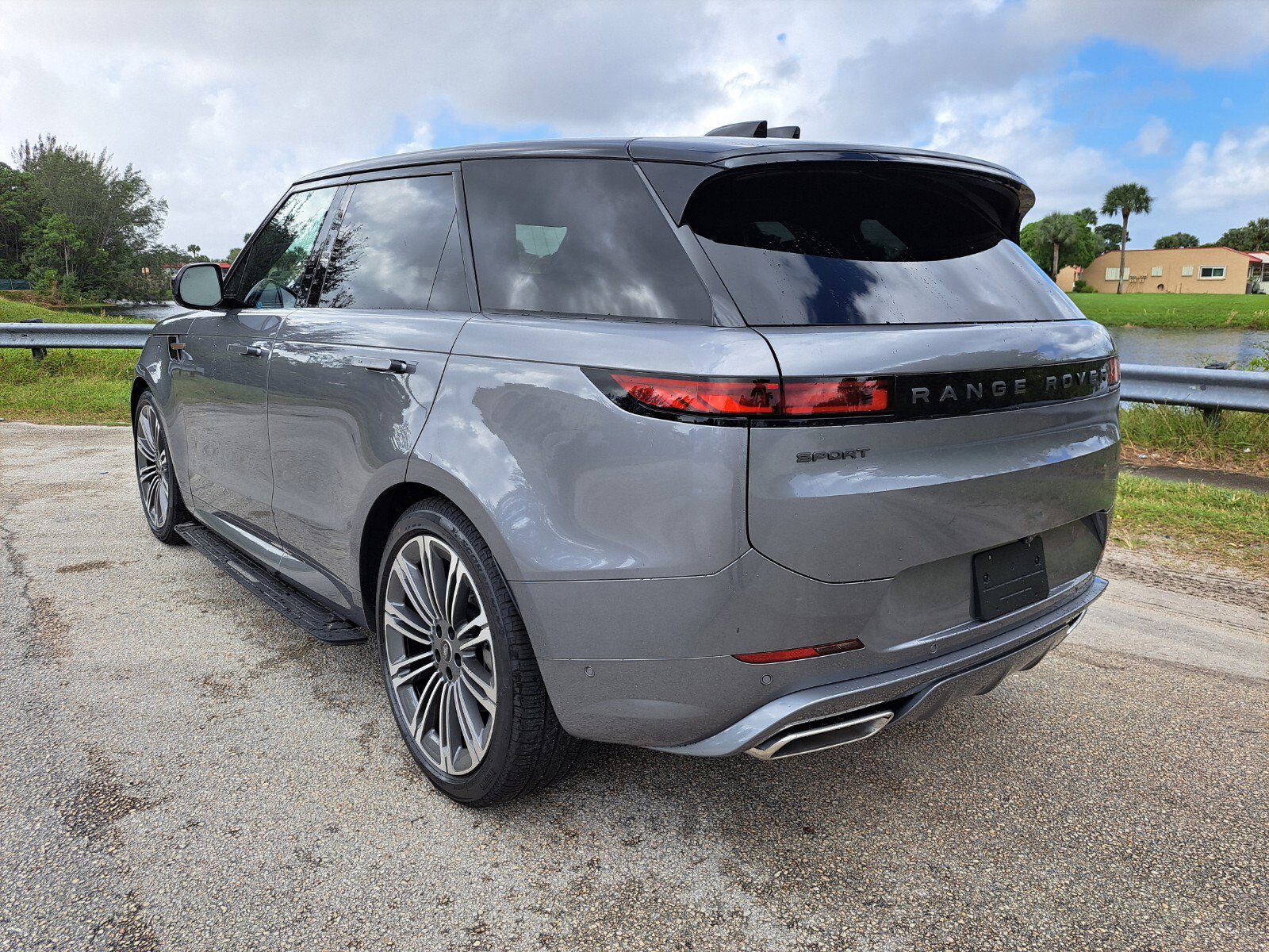 New 2025 Land Rover Range Rover Sport Dynamic SE Sport Utility in West