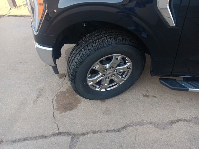 2023 Ford F-150 XLT photo 31