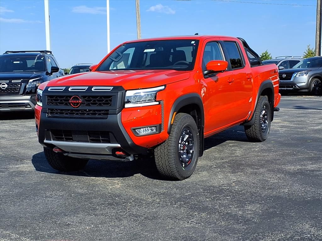 2025 Nissan Frontier PRO-4X photo 2
