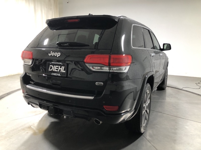 2017 Jeep Grand Cherokee Overland photo 5