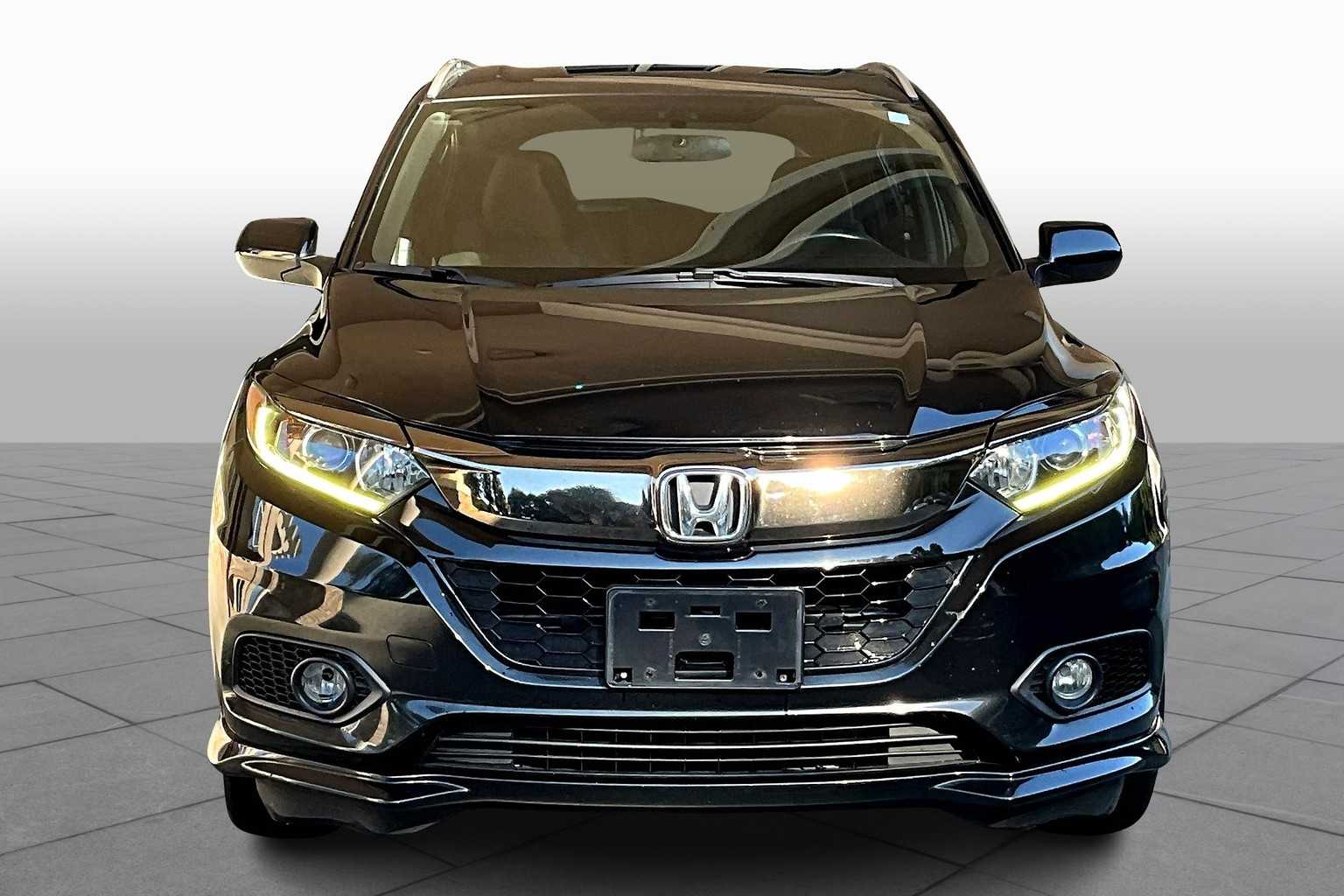 2020 Honda HR-V Sport photo 3