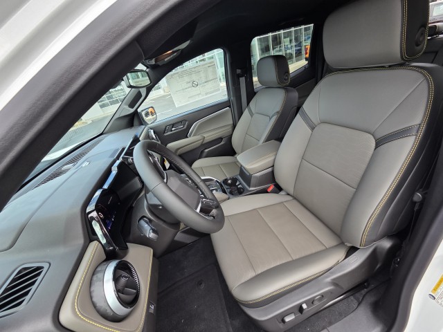 2025 Chevrolet Colorado ZR2 photo 23