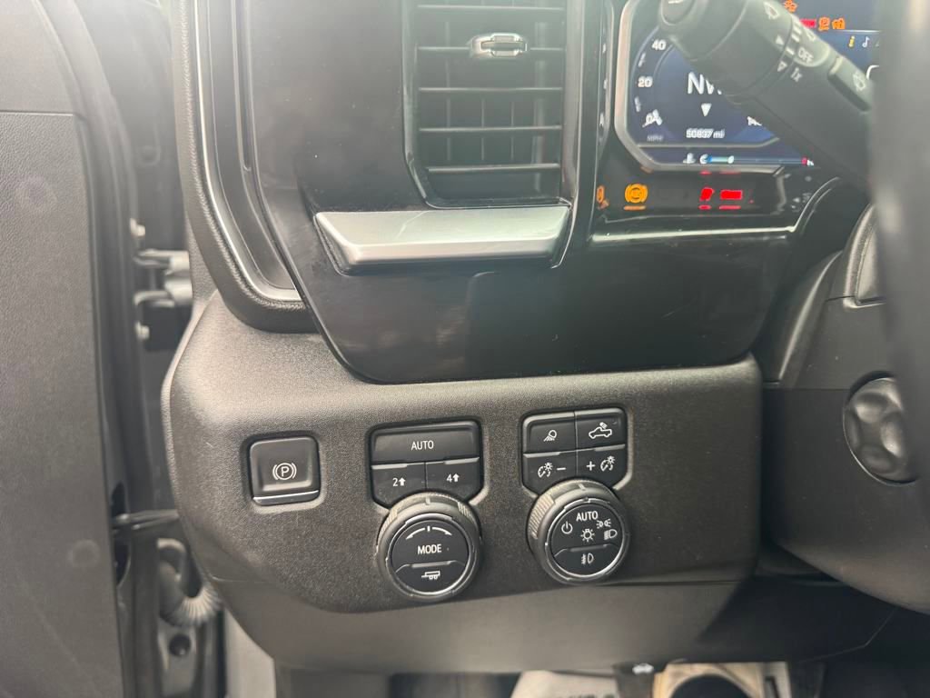2023 Chevrolet Silverado 1500 LTZ photo 14