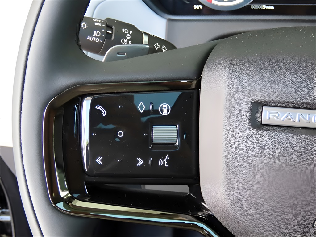 2025 Land Rover Range Rover Velar SE photo 30
