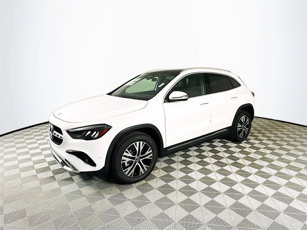 2026 Mercedes Benz GLA 250 photo 3