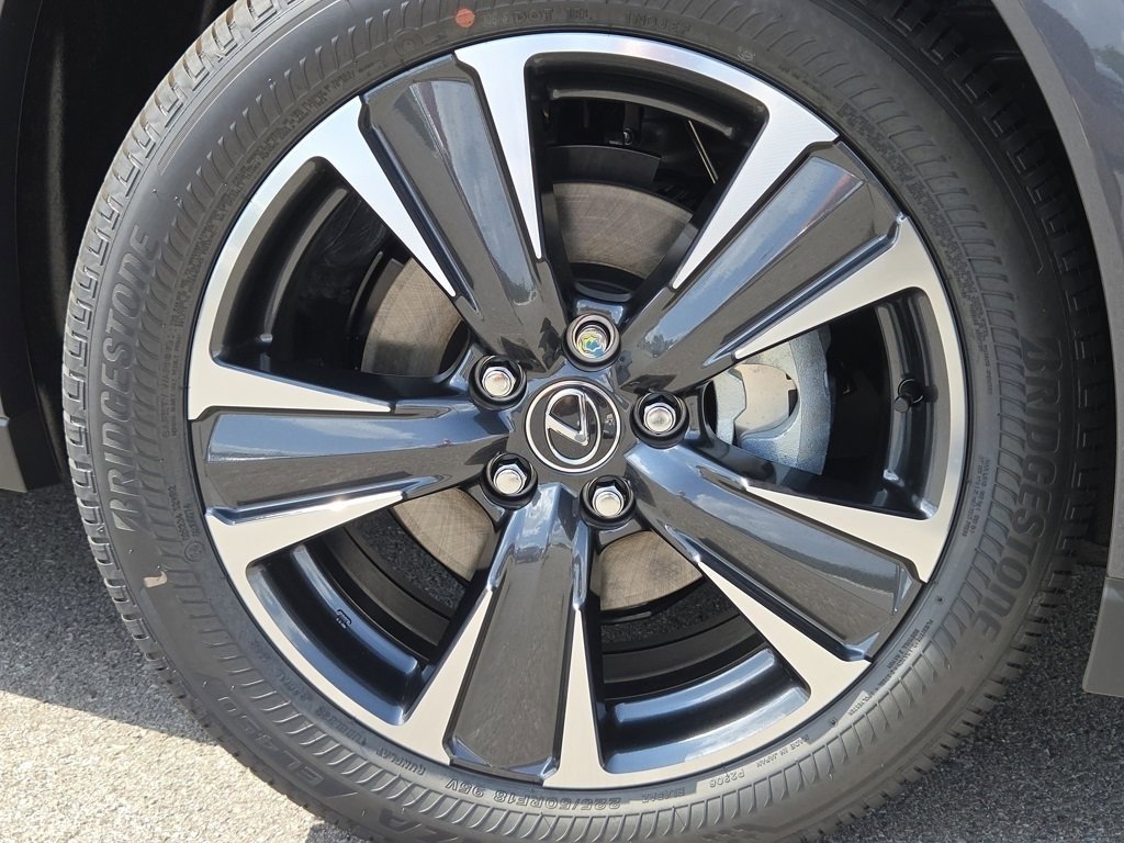 2025 Lexus UX Premium photo 20