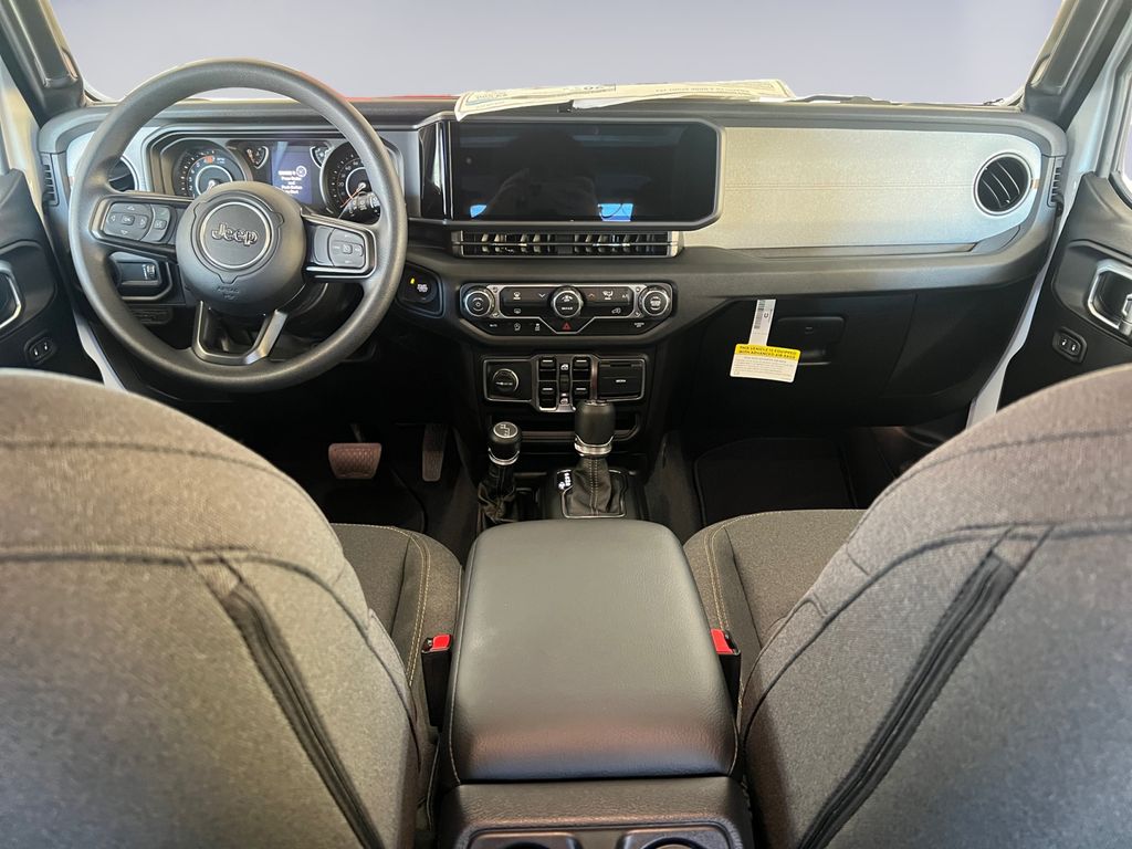 2025 Jeep Wrangler Sport photo 12