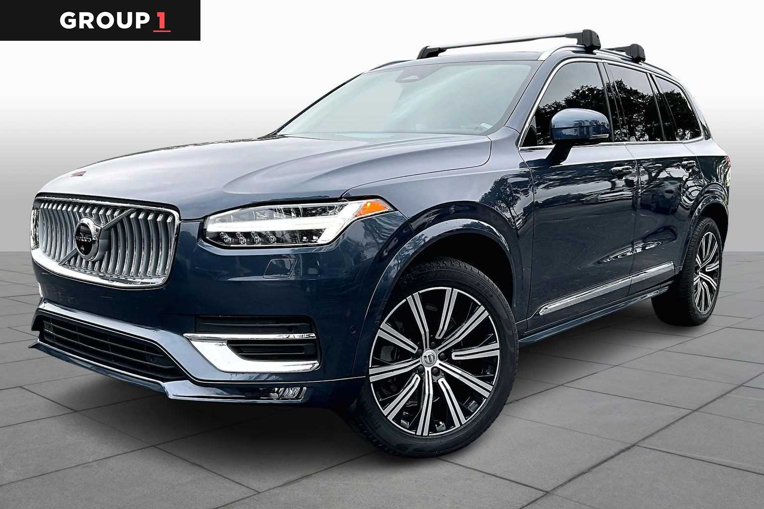 2023 Volvo XC90 Plus's photo