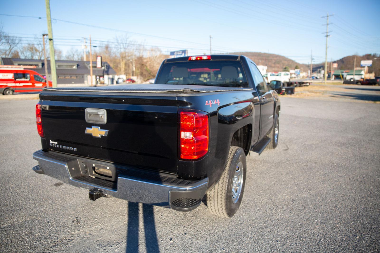 2018 Chevrolet Silverado 1500 LS photo 3