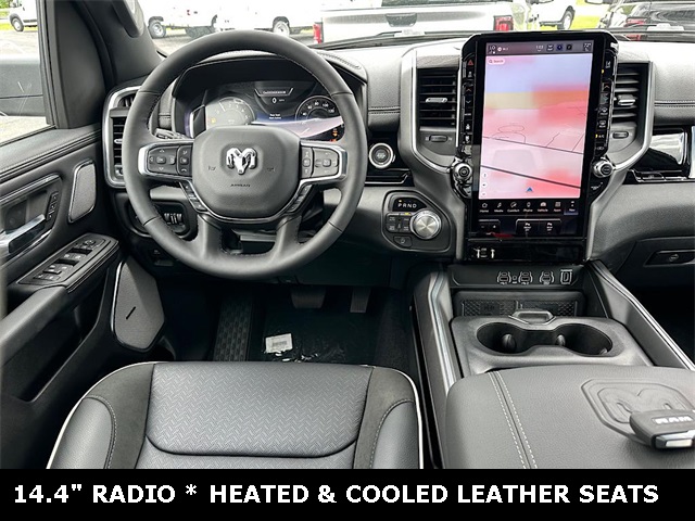 2025 Ram 1500 Laramie photo 3